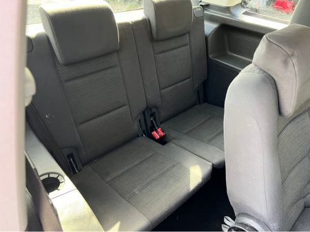 2010 Volkswagen Touran 1.9 TDI BLUEMOTION S 105PS 5DR €3,350