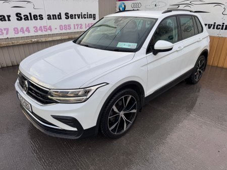 2021 Volkswagen Tiguan LIFE 2.0 TDI MANUAL 6SPEED FWD 122BHP 5 5DR €26,800 thumbnail