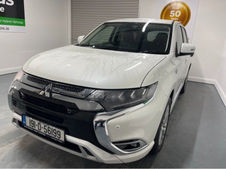 2019 Mitsubishi Outlander (Low Kms) HYBRID 2.4 PHEV AUTOMATIC 5DR MODEL www.bolandscarcentre.ie €22,900 thumbnail
