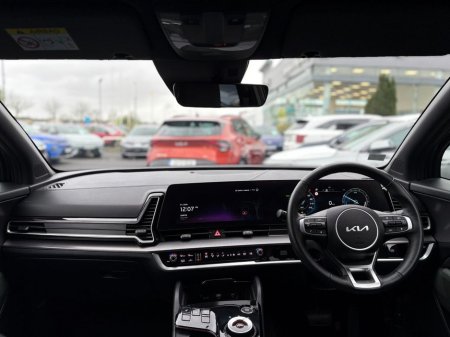 2025 Kia Sportage 1.6 Hybrid K3 €42,995 thumbnail