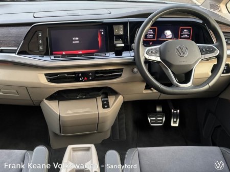 2025 Volkswagen Multivan - thumbnail 2