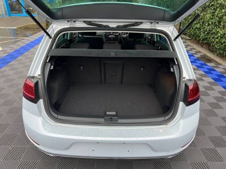 2018 Volkswagen Golf HIGHLINE 1.4 TSI // FULL SERVICE HISTORY // DIGITAL CLUSTER // DIAMOND CUT ALLOYS €19,900 thumbnail