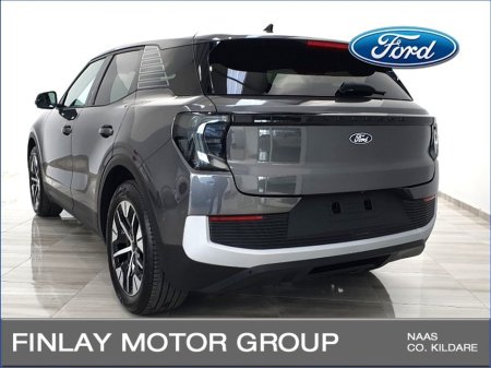 2026 Ford Explorer 77kwh "Select " extended range Drivers Assistance pack , €51,790 thumbnail