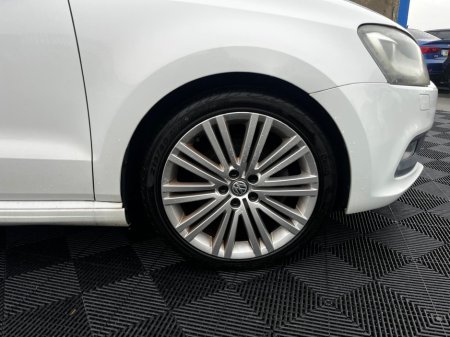 2014 Volkswagen Polo VW POLO 1.4 GT, PETROL,AUTO, FULLY LOADED WITH SPEC €11,700 thumbnail