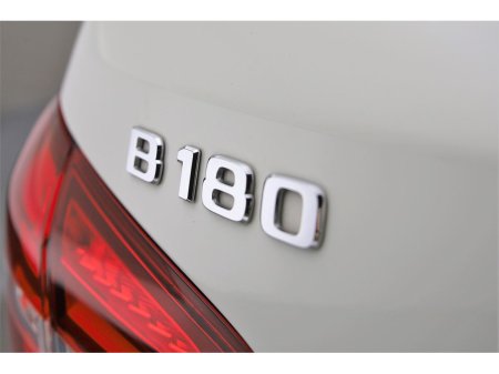 2017 Mercedes-Benz B Class B180 1.6 *PARK SENSORS*REVERSE CAM* €16,890 thumbnail