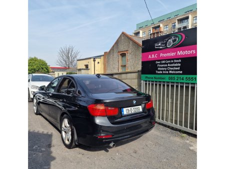 2013 BMW 3 Series - thumbnail 6