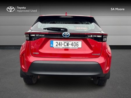 2024 Toyota Yaris Cross - view 4