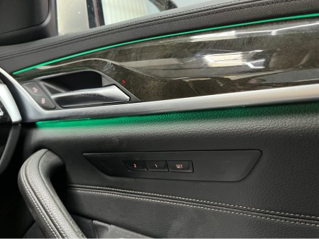 2019 BMW 5 Series - thumbnail 14