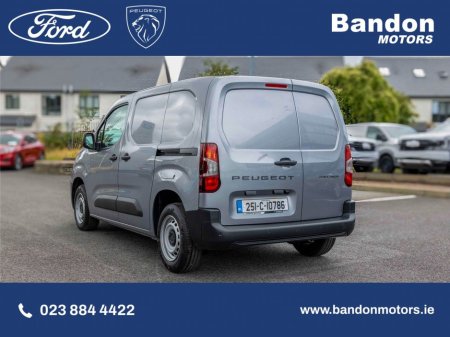 2025 Peugeot Partner PARTNER PRO PLUS1.5 HDI 100 65 €22,500