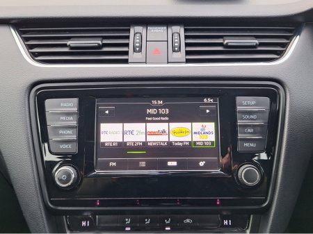 2016 Skoda Octavia STYLE 1.6 TDI 90HP *High Spec/ thumbnail