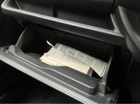 2018 Toyota Vitz - thumbnail 14