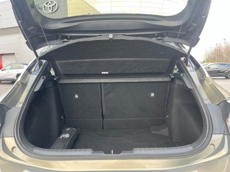 2019 Toyota Corolla COROLLA HYBRID L/SPORT HB €20,950 thumbnail