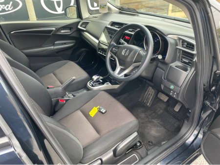 2016 Honda Fit - thumbnail 12