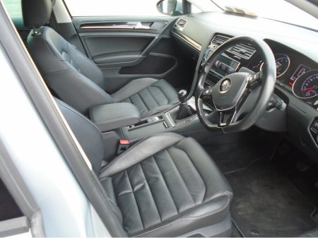 2017 Volkswagen Golf - thumbnail 7