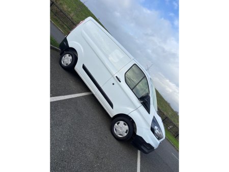 2020 Ford Transit Custom 280S BASE 2.0 TD VAN 105BHP M6 SWB €12,450 thumbnail