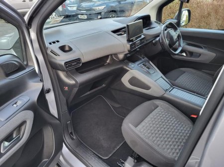 2025 Peugeot Rifter - thumbnail 17