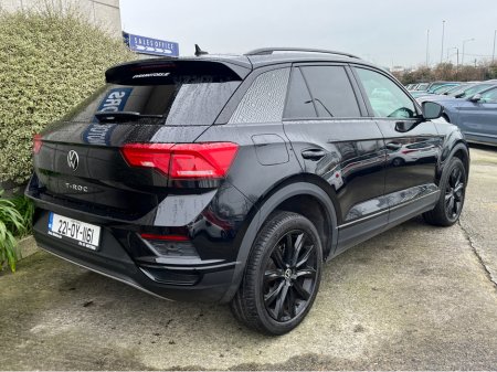 2022 Volkswagen T-Roc STYLE BLACK EDITION AUTOMATIC 2.0 DIESEL //ADAPTIVE CRUISE CONTROL//KEYLESS ENTRY//REVERSE CAMERA// thumbnail