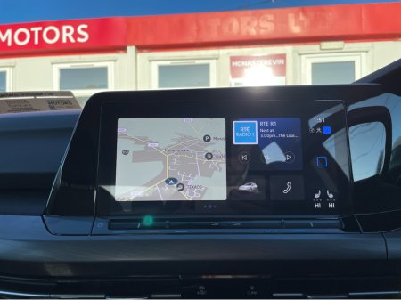 2024 Volkswagen Golf STYLE 2.0 TDI 115HP 5DR €31,888 thumbnail