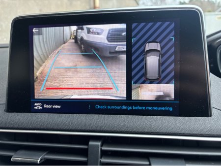 2018 Peugeot 3008 - thumbnail 5