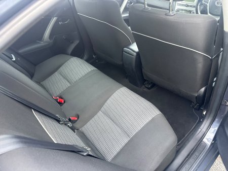 2013 Toyota Avensis - thumbnail 14