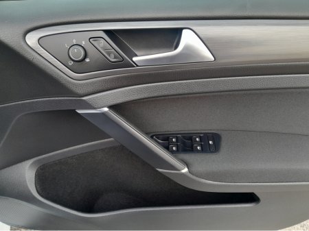 2021 Volkswagen Golf 2.0 Tdi Automatic 5 Door €22,950 thumbnail