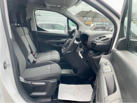 2022 Opel Combo L1H1 1.5 CDTI 100PS DIESEL 6SPEED MANUAL MY22 SWB €13,000 thumbnail