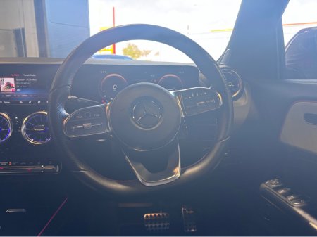 2022 Mercedes-Benz EQA - thumbnail 8