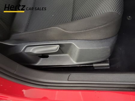 2019 Volkswagen Golf - thumbnail 19