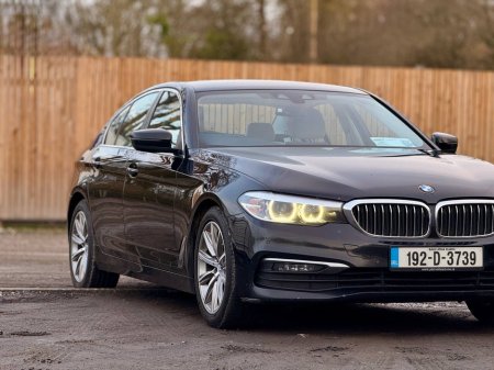 2019 BMW 5 Series - thumbnail 1