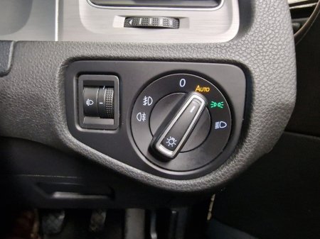 2014 Volkswagen Golf - thumbnail 16