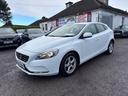 2016 Volvo V40 D2 SE 5DR  NEW  TIMING  BELT €10,950 thumbnail