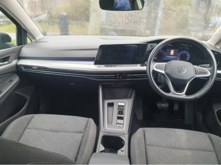 2023 Volkswagen Golf 1.0 eTSI MHE MHEV 110HP €24,995 thumbnail