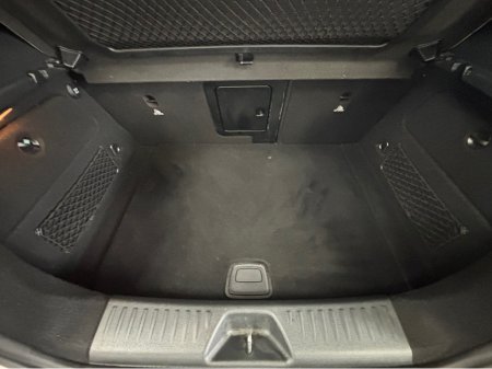 2016 Mercedes-Benz A Class - thumbnail 10