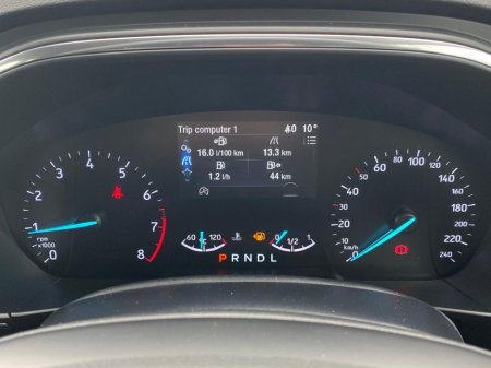 2021 Ford Focus - thumbnail 16