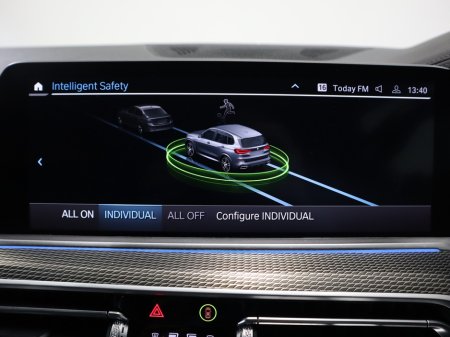 2022 BMW X5 *41* XDRIVE45E M SPORT AUTO €59,800 thumbnail