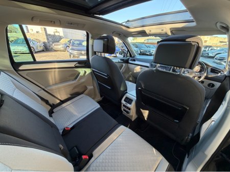 2017 Volkswagen Tiguan 2.0 D..PAN ROOF..FULL SERVICE HISTORY thumbnail