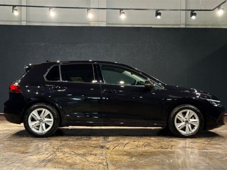 2024 Volkswagen Golf LOW MILEAGE - AUTOMATIC - ALLOY WHEELS - DIGITAL DASH - CRUISE CONTROL - REVERSE CAMERA €30,950