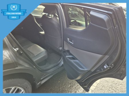 2023 Toyota C-HR HYBRID SOL 4DR AUTO €22,499 thumbnail