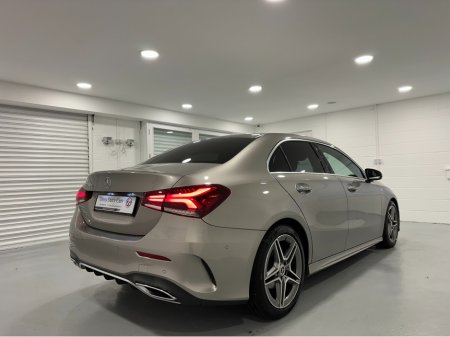 2021 Mercedes-Benz A Class (211) A200D AMG AUTO €31,950 thumbnail