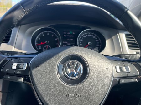 2015 Volkswagen Golf - thumbnail 11