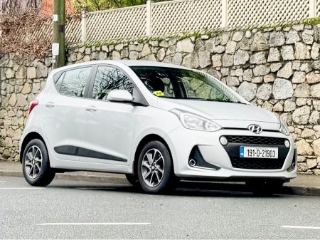 2019 Hyundai i10 DELUXE 4DR AUTO!!ONLY 11K MILES €14,950 thumbnail