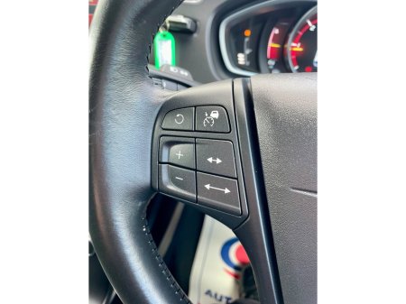 2015 Volvo V40 - thumbnail 28