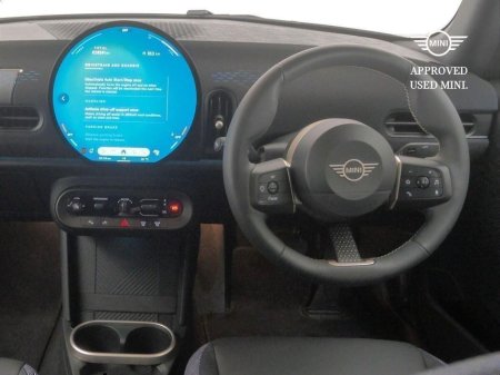 2025 MINI Hatch Cooper C €44,900 thumbnail