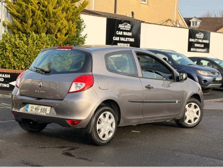 2012 Renault Clio III EXPRESSION 1.2 ETHANO ETHANOL 3DR 2DR €3,950 thumbnail