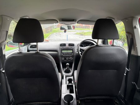 2010 Volkswagen Golf - thumbnail 5