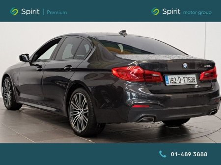 2019 BMW 5 Series - thumbnail 2