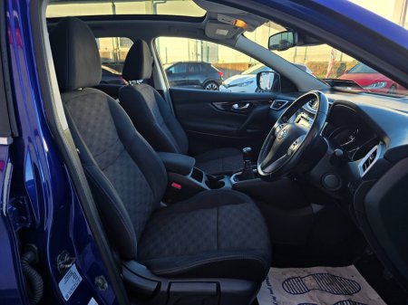 2014 Nissan Qashqai 1.5 DSL XE €6,995 thumbnail