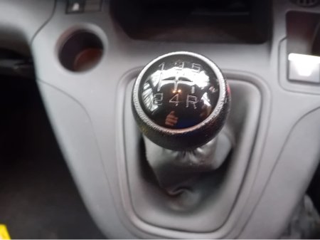 2019 Opel Combo - thumbnail 20