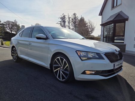 2017 Skoda Superb - thumbnail 2