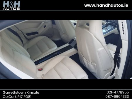 2015 Porsche Panamera S E-HYBRID TIPTRONIC €51,950 thumbnail